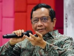 Mahfud MD: Ketegangan Polri dan Kejaksaan Sudah Terlihat Jelas
