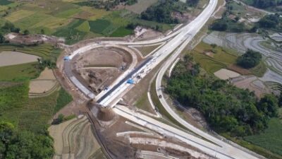 Percepat Menuju Kawasan Danau Toba Kementerian PU Bangun Jalan Tol