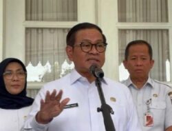 Pramono Menekankan Bangun Ekosistem Sekolah Akuntabel, Usai Melantik 673 Kepsek