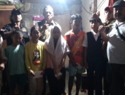 Panglima DPC Bersama PAC GRIB Jaya Cisoka Santuni Anak Yatim