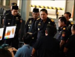 Melalui Pelayanan Humanis, Bea Cukai Perkuat Kesiapan Personil di Bandara Soeta