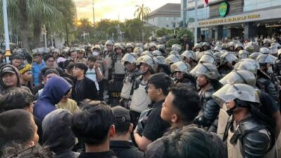 Stop Politik Dinasti dan Korupsi! Masyarakat Demo Gubernur Kaltim