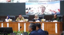 Jaga Stabilitas Harga, Sekjen Kemendagri Minta Bulog Percepat Distribusi Minyak Goreng ke Indonesia