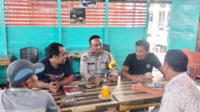 Bhabinkamtibmas Desa Bekawan Koordinasi Pendataan Lahan Jagung Bersama Warga