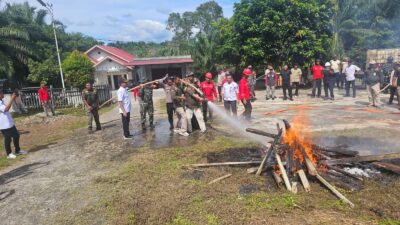 Kapolsek Rokan IV Koto Bersama Forkopimcam Tegaskan Komitmen Pencegahan Karhutla melalui Apel Siaga