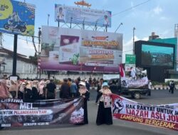 Persoalan Ijazah Tetap Primadona Massa Tolak Kedatangan Jokowi di Bandar Lampung