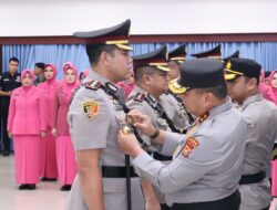 Kapolda Riau Pimpin Sertijab Dirintel, Kabid Humas hingga 4 Kapolres