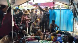 Bawa 247 Ton Bantuan, Kapolri Pastikan Korban Gempa NTT Terpenuhi