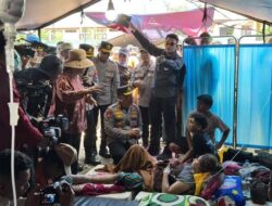 Bawa 247 Ton Bantuan, Kapolri Pastikan Korban Gempa NTT Terpenuhi