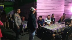 Tindaklanjuti Laporan Warga, Polsek Kuantan Mudik Tertibkan Warung Remang-remang di Bukit Betabuh
