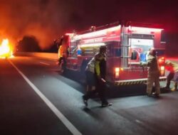 Bus Gunung Harta Terbakar Penumpang Tidur Pulas Sopir Sigap Bertindak