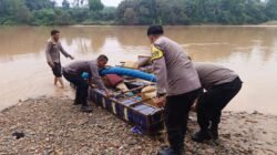 Polsek Hulu Kuantan Tertibkan Dua Rakit PETI, Upaya Jaga Kelestarian Sungai Batang Kuantan