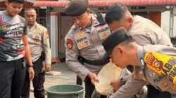 Polres Rohul Salurkan Bantuan Air Bersih, Bantu Warga Terdampak Sumur Kering Akibat Kemarau Panjang