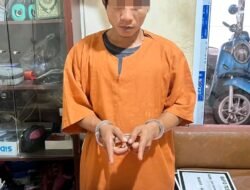 Polsek Perhentian Raja Tangkap Pengedar Narkoba di Desa Pantai Raja, Sita 7 paket Sabu-sabu Siap Edar 