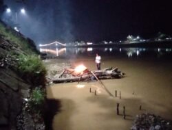 Polsek Kuantan Tengah Tindak PETI Manual di Tepian Narosa, 4 Papan Asbuk Dimusnahkan