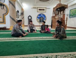 Subuh Keliling, Polsek Bangko Pusako Jalin Kedekatan & Dengarkan Langsung Aspirasi Warga   