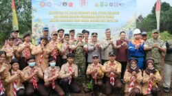 TNI-Polri Bersama Buruh Tanam 20 Ribu Pohon di Siak, Kabaharkam Tekankan Polisi Bersama Masyarakat