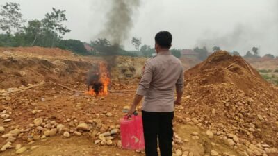 Polsek Kuantan Tengah Tindak 5 Unit Mesin Robin Diduga Digunakan Untuk Aktivitas PETI Ilegal di Pintu Gobang Kari