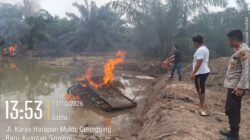 Polres Kuantan Singingi Tertibkan 3 Rakit Peti di Dua titik Lokasi