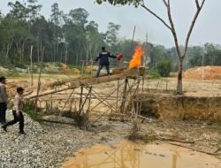 Polsek Kuantan Mudik Tertibkan Dua Rakit PETI di Sekitar Venue Dayung Kebun Nopi