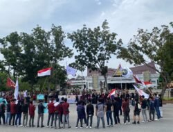 Ratusan Mahasiswa Kampar Gelar Aksi Solidaritas Nasional, Desak Pemerintah Tindak Tegas Korporasi Perusak Lingkungan
