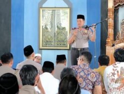 Kapolda Lampung Datangi Masjid, Tebar Semangat “Polisi untuk Masyarakat”